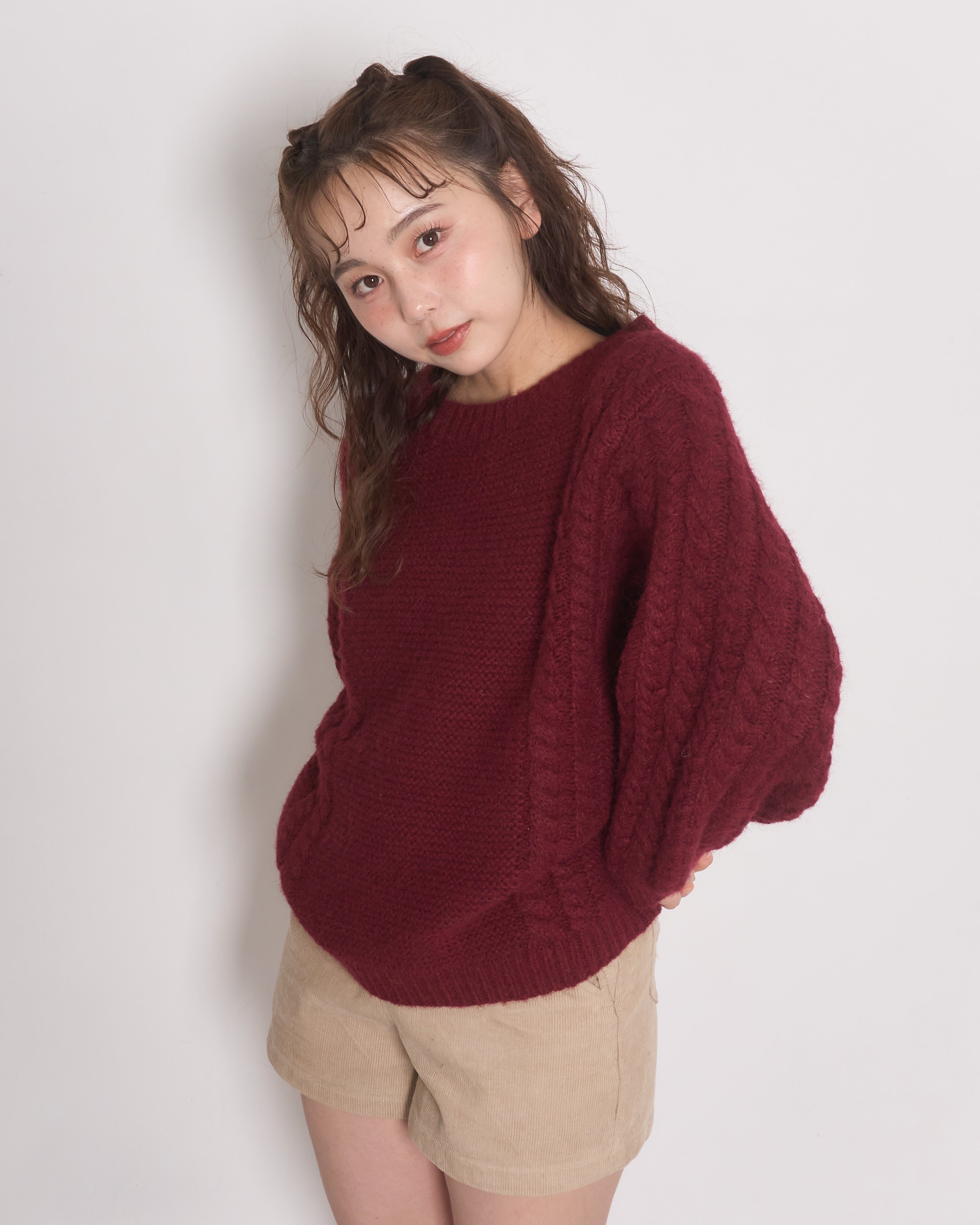 check collar cable knit