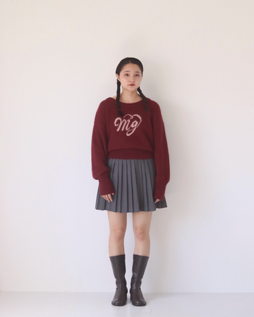 muguet school logo knit外での着用は一回のみです - ニット