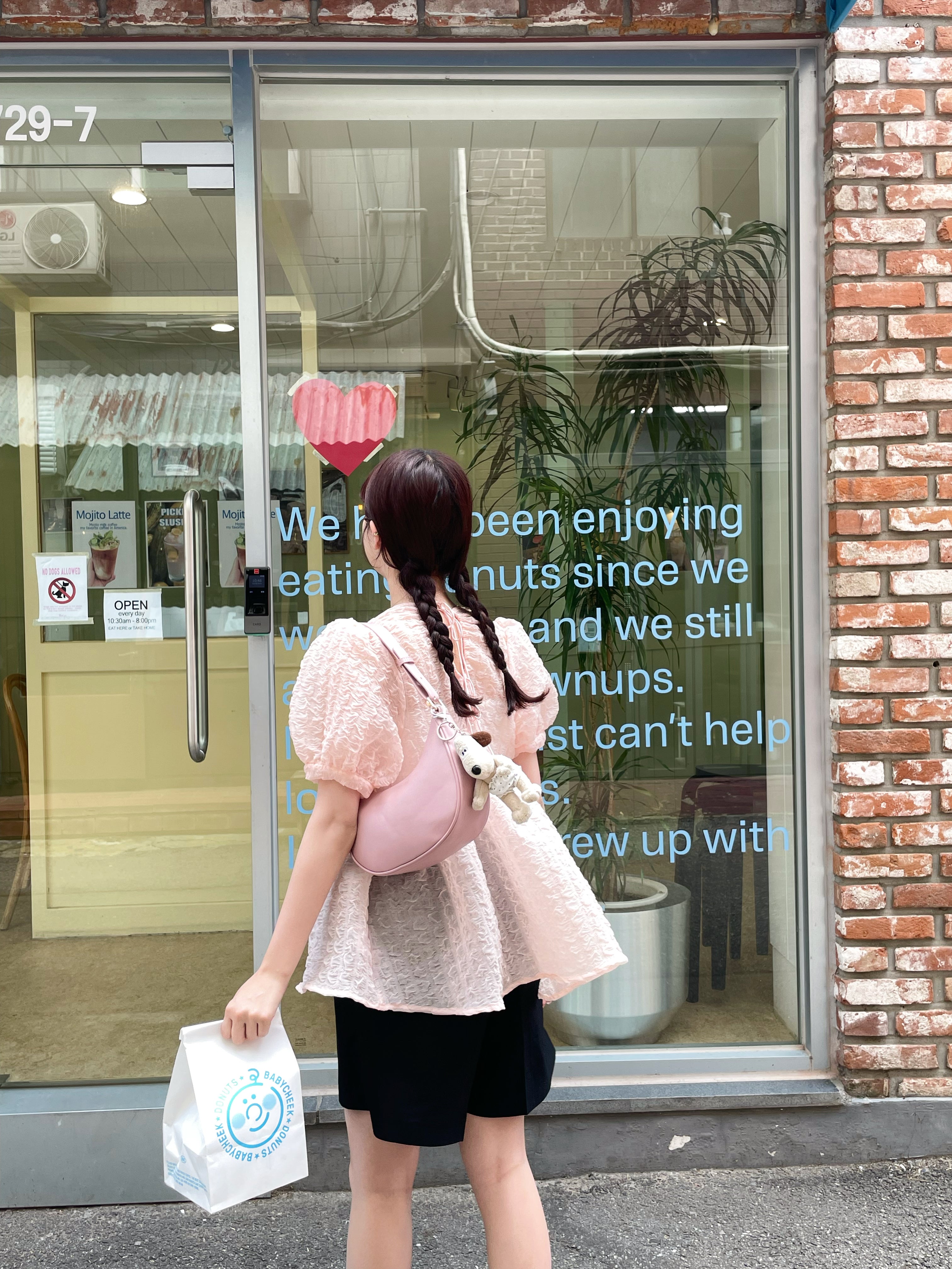 muguet ripple sheer peplum blouse Pink-